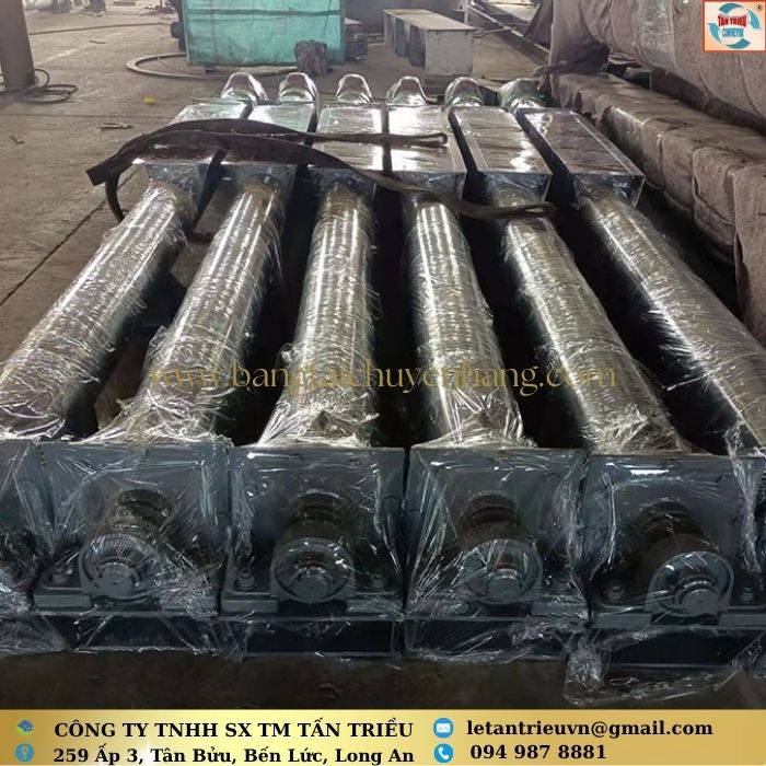 Vít Tải Cấp Liệu